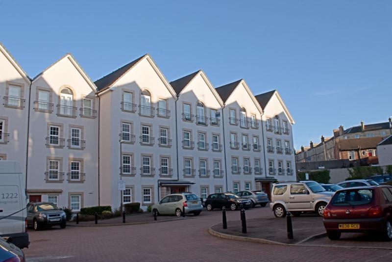 Castle Apartments Edinburgh Exterior photo
